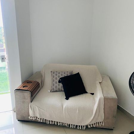 Apartamento Aconchegante com Ar e Tv a cabo Macaé Exterior foto